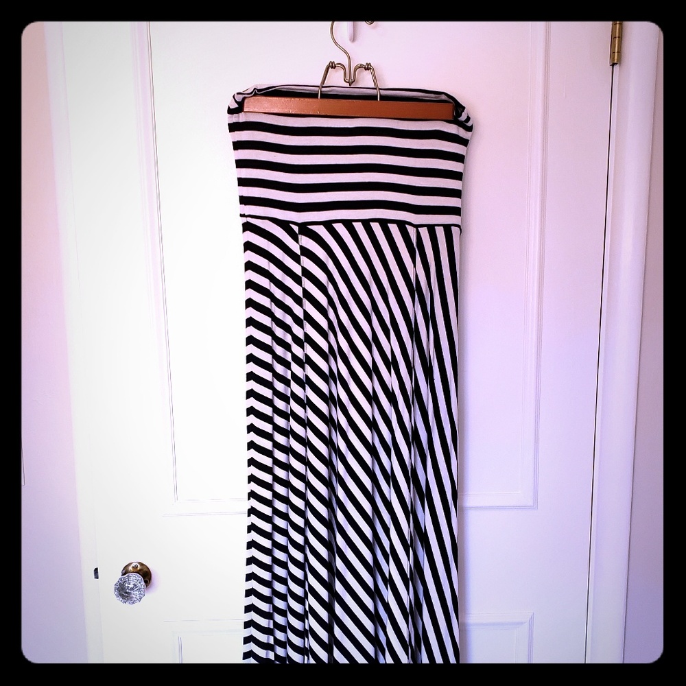 Gap maxi skirt